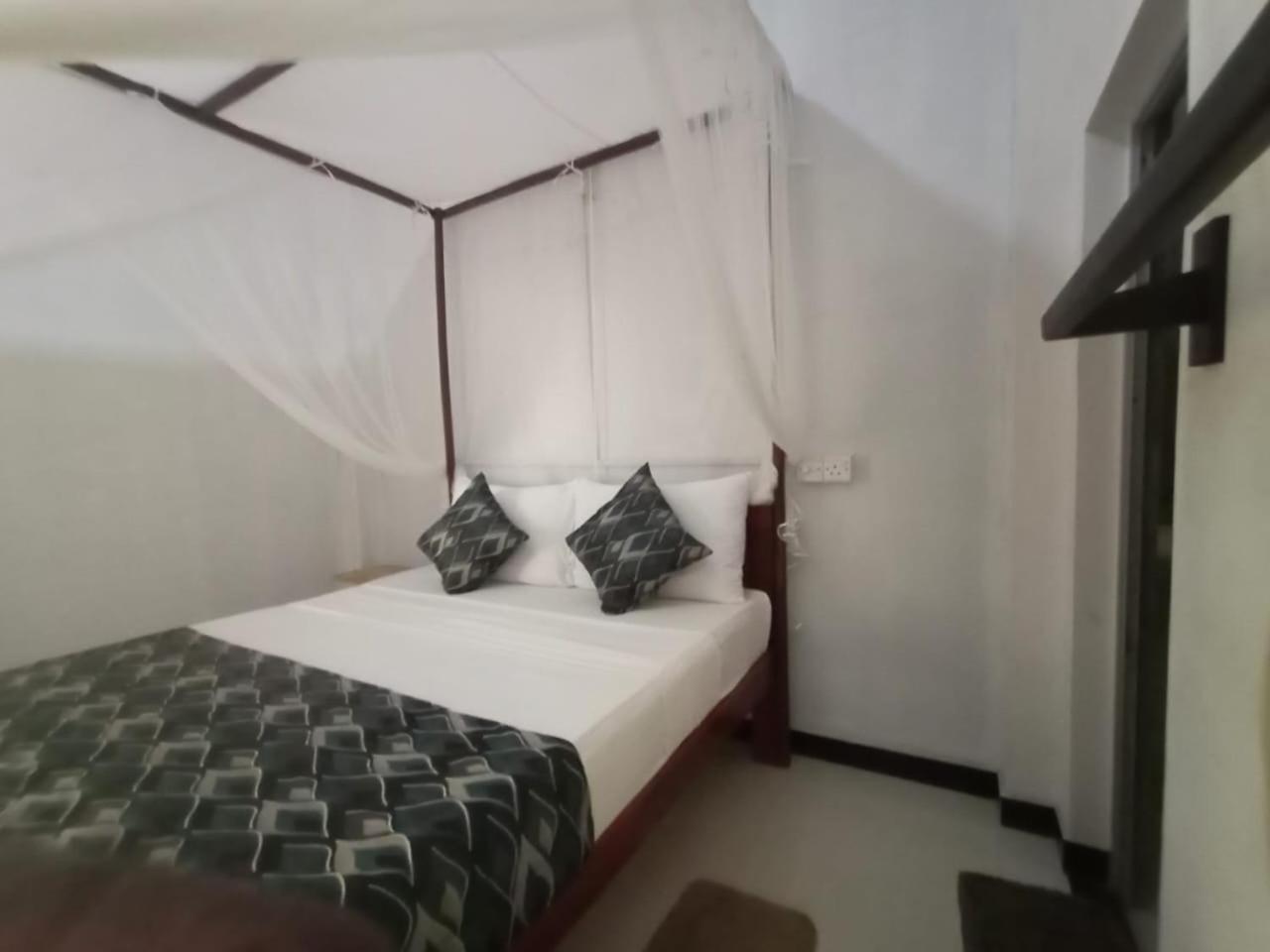 Ray Homestay Udawalawe Ngoại thất bức ảnh